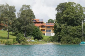 Tolles Ferienhaus in Dietringen mit Schönem Balkon und Neben dem Strand
